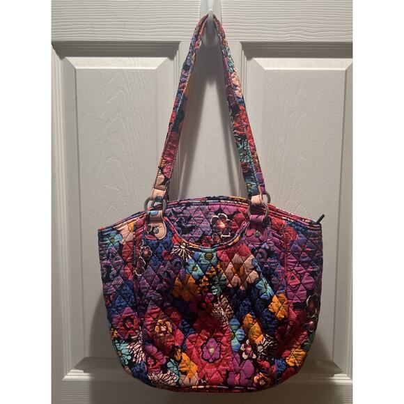 Vera Bradley Bag Purse Hobo Big Floral Fiesta Retired Pattern Floral 6 Pockets - Picture 1 of 7